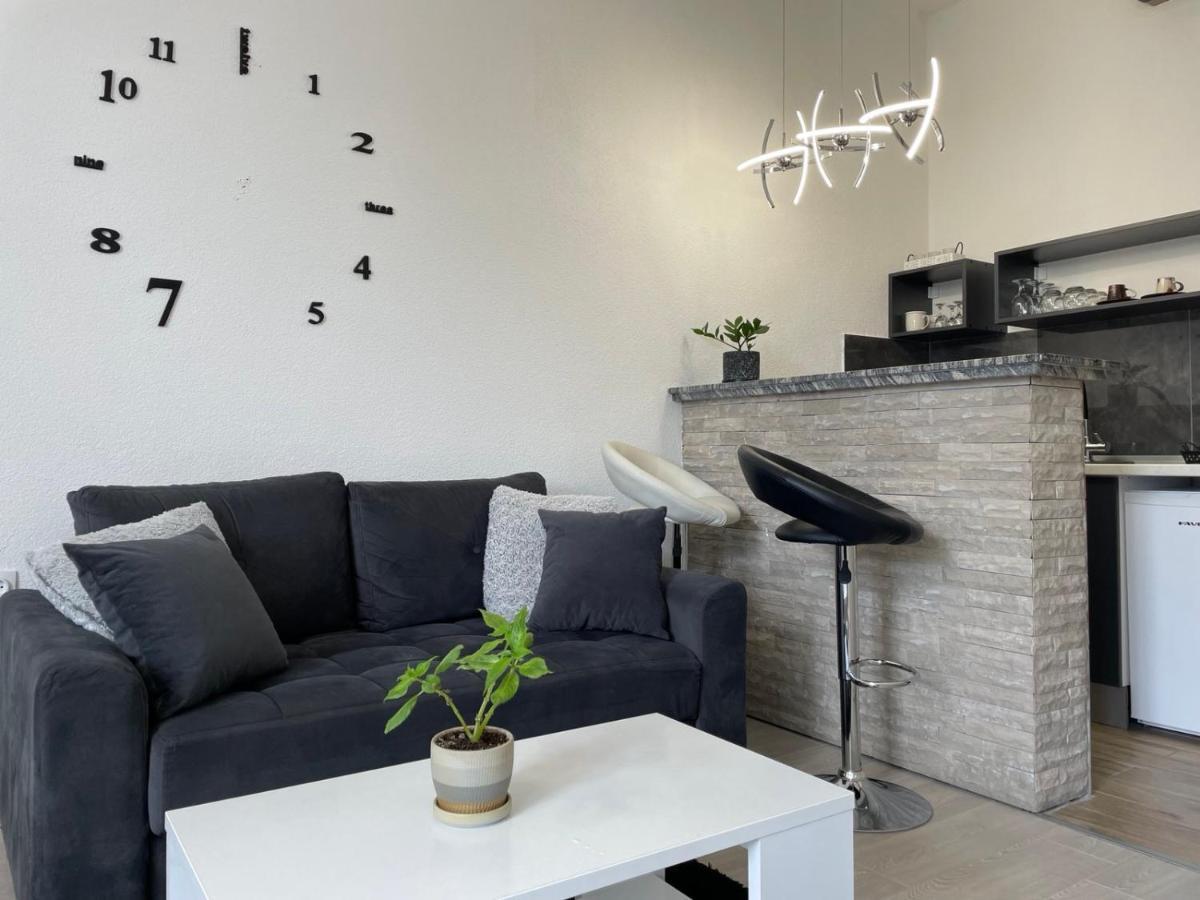 Apartmani Andric เทรบินเย ภายนอก รูปภาพ