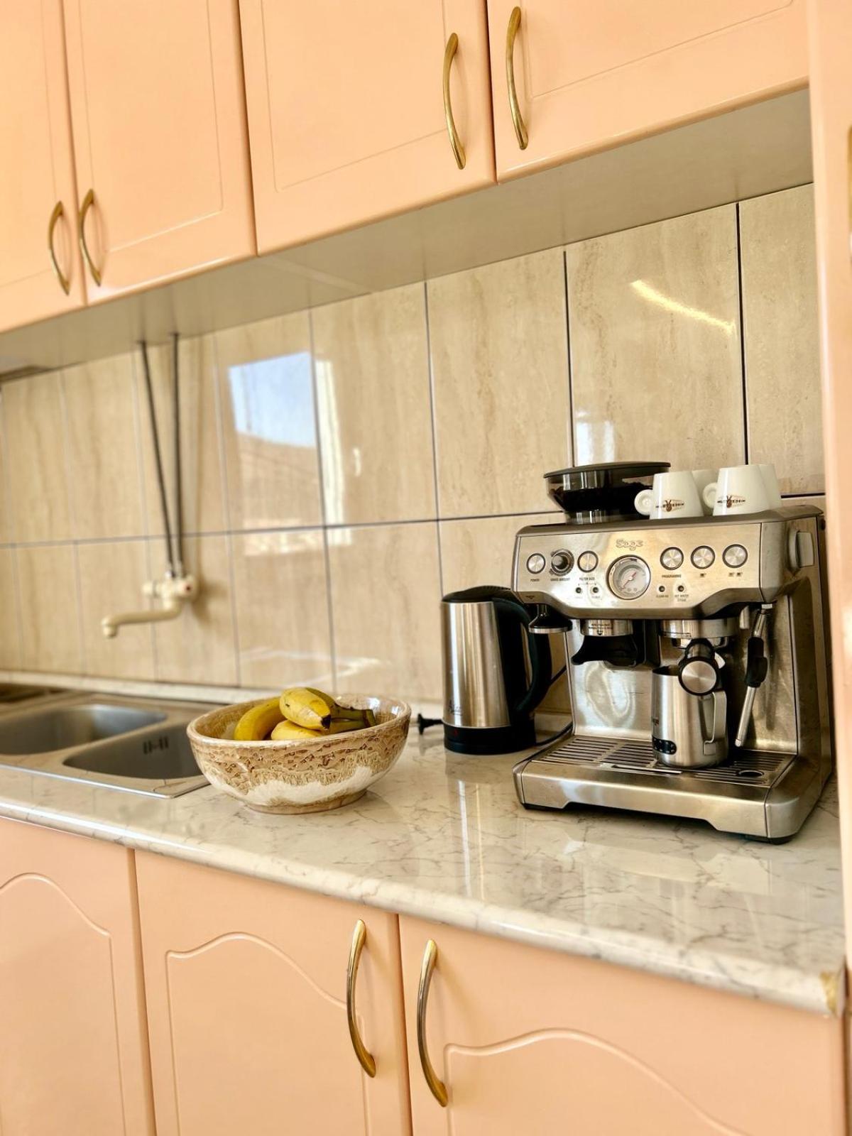 Apartmani Andric เทรบินเย ภายนอก รูปภาพ
